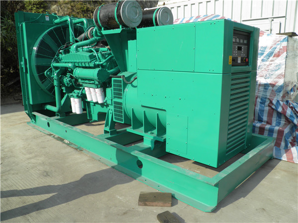 延安发电车出租-柴油发电机组在使用的过程中应该做好哪些防护工作