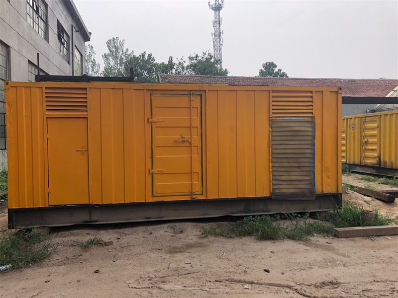 延安柴油发电机如何判断新机油是否已经完全充满机油滤清器？