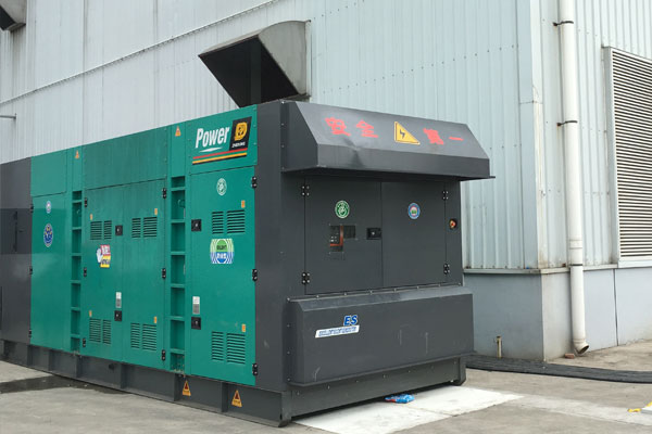 延安燃油滤清器的更换流程是怎样的？