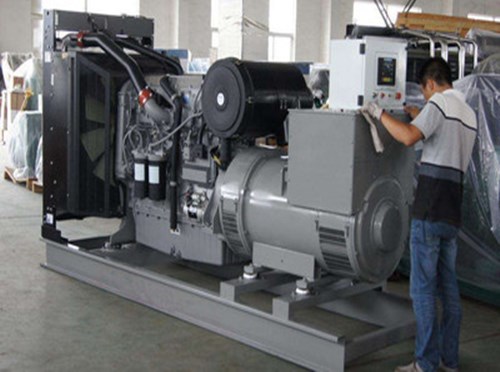 延安柴油发电机组和储能设备配合使用的案例