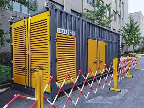 延安如何使用转速表检查发动机的转速？