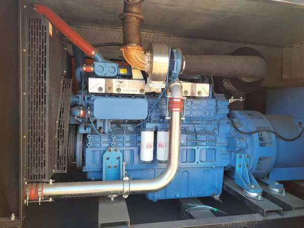 延安燃油消耗率与进气温度的具体关系是什么？