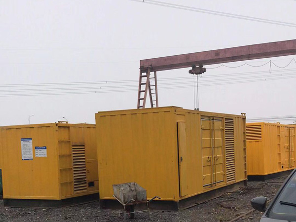 延安100kw柴油发电机组每小时油耗？