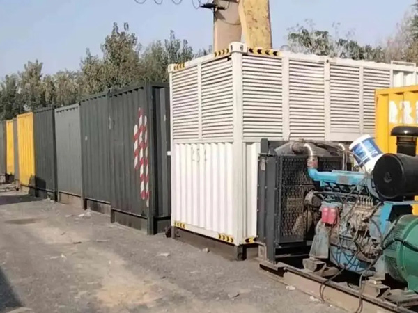 延安200KW柴油发电机机组每小时油耗是多少？